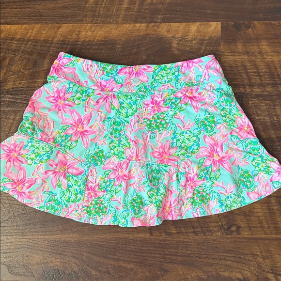 5-EUC Lilly Pulitzer Luxletic Corrine Skort “So Shellegant" print women’s size S - Picture 4 of 4